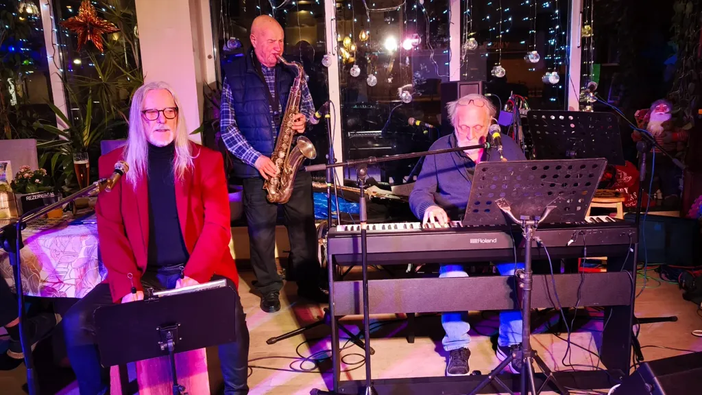 Zdjęcia Kazimierz Seredyński, Michał Szymczak